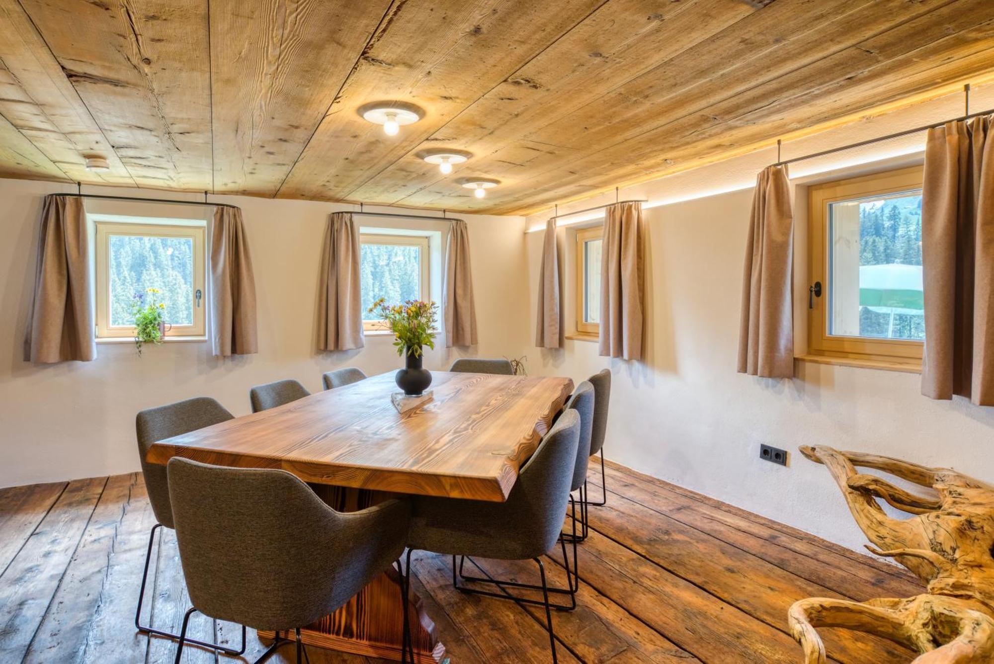 Jup - A Luxury Boutique Chalet Warth  ภายนอก รูปภาพ